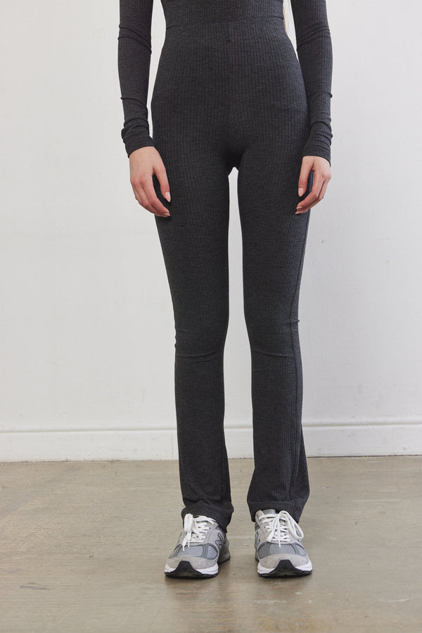 Ribbed Flat-Lock Flare Leggings