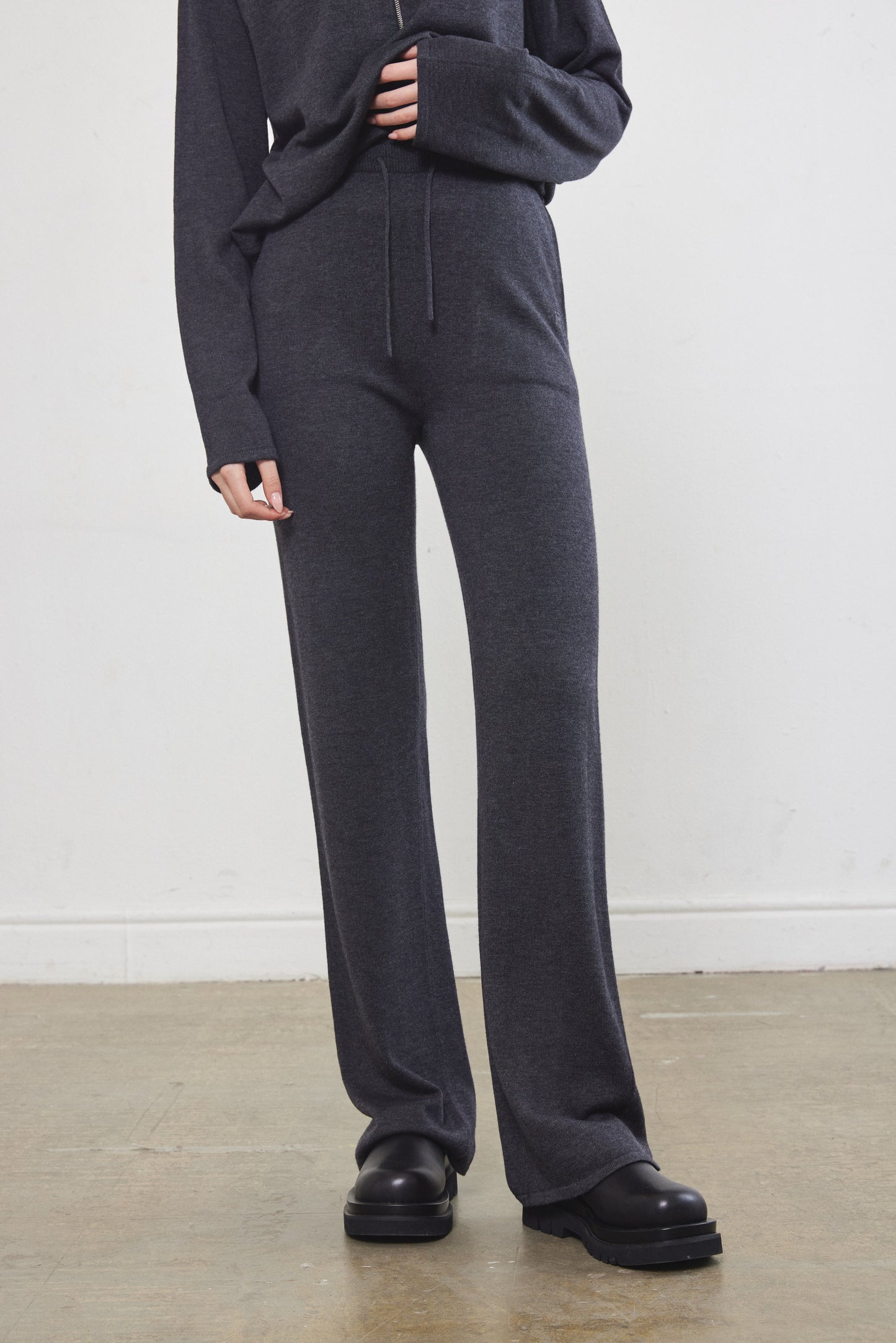 Knitted Flowy Pants - Dé Rococo
