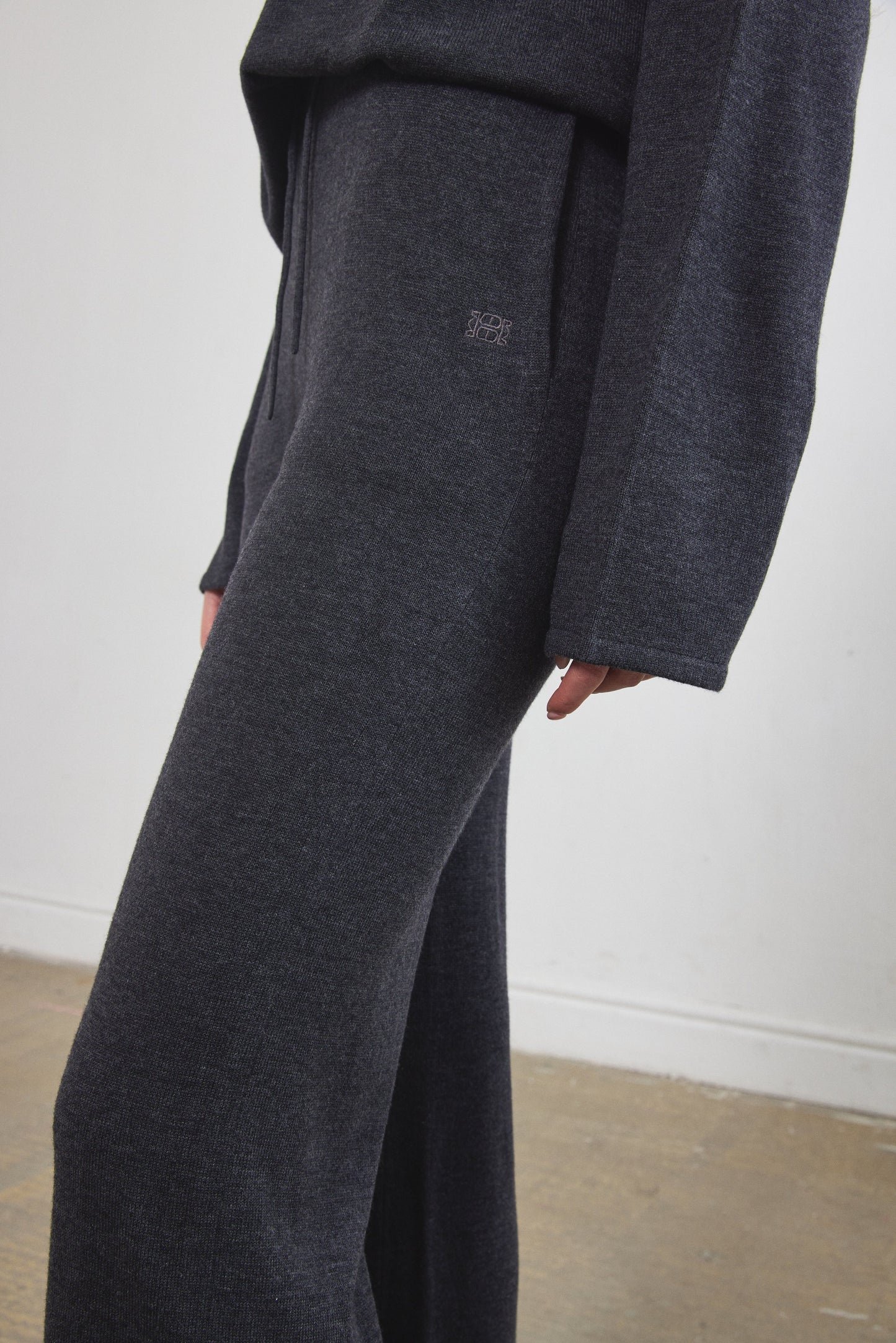 Knitted Flowy Pants - Dé Rococo