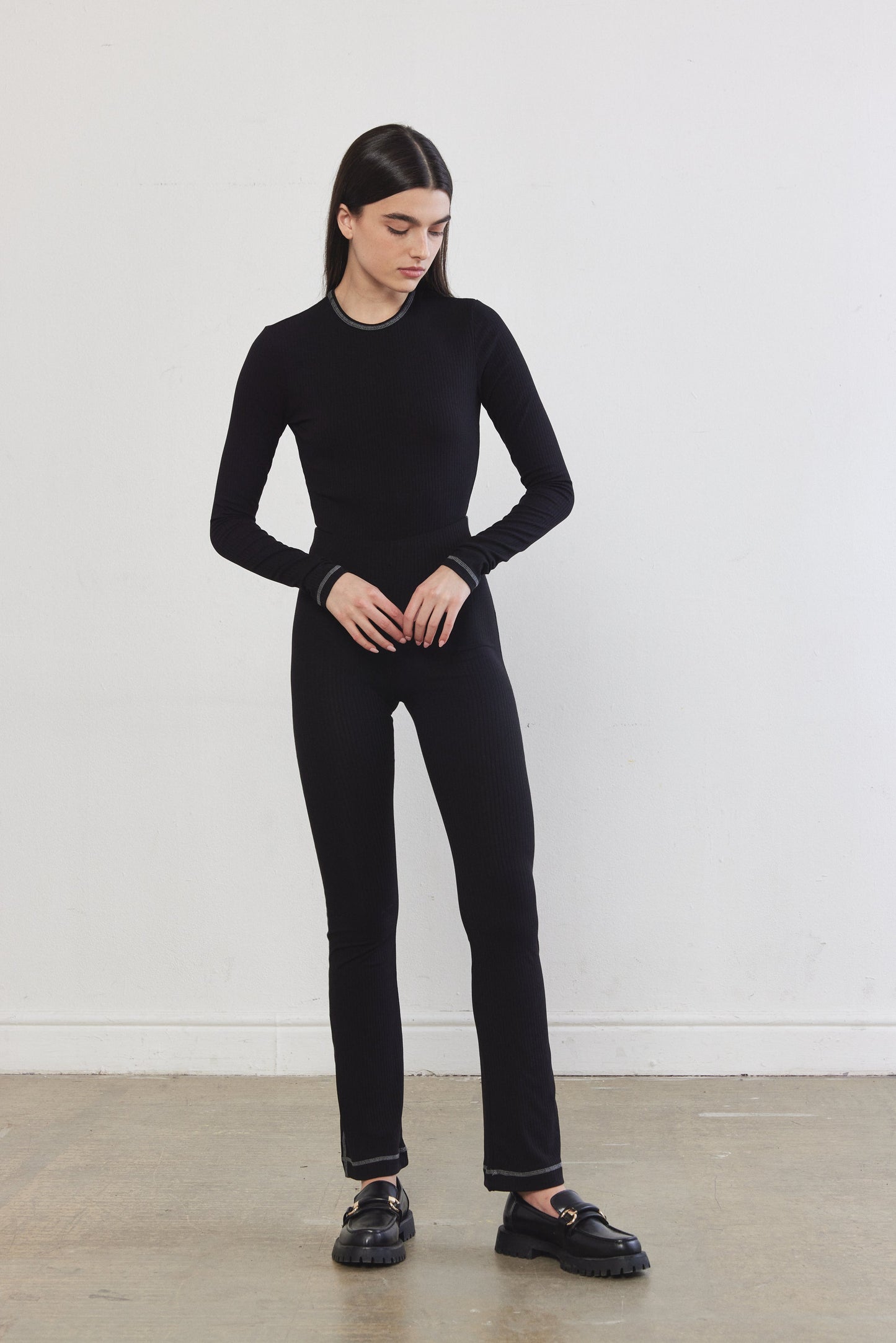 Ribbed Flat-Lock Flare Leggings