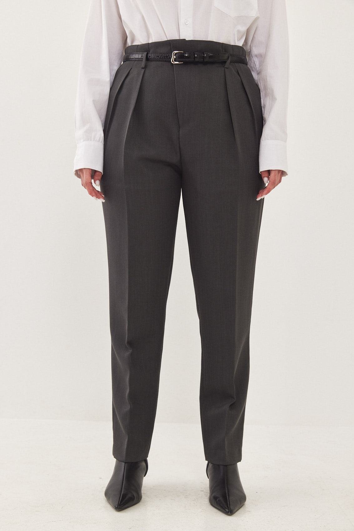 Tapered Pleat Daddy Pants - Dé Rococo