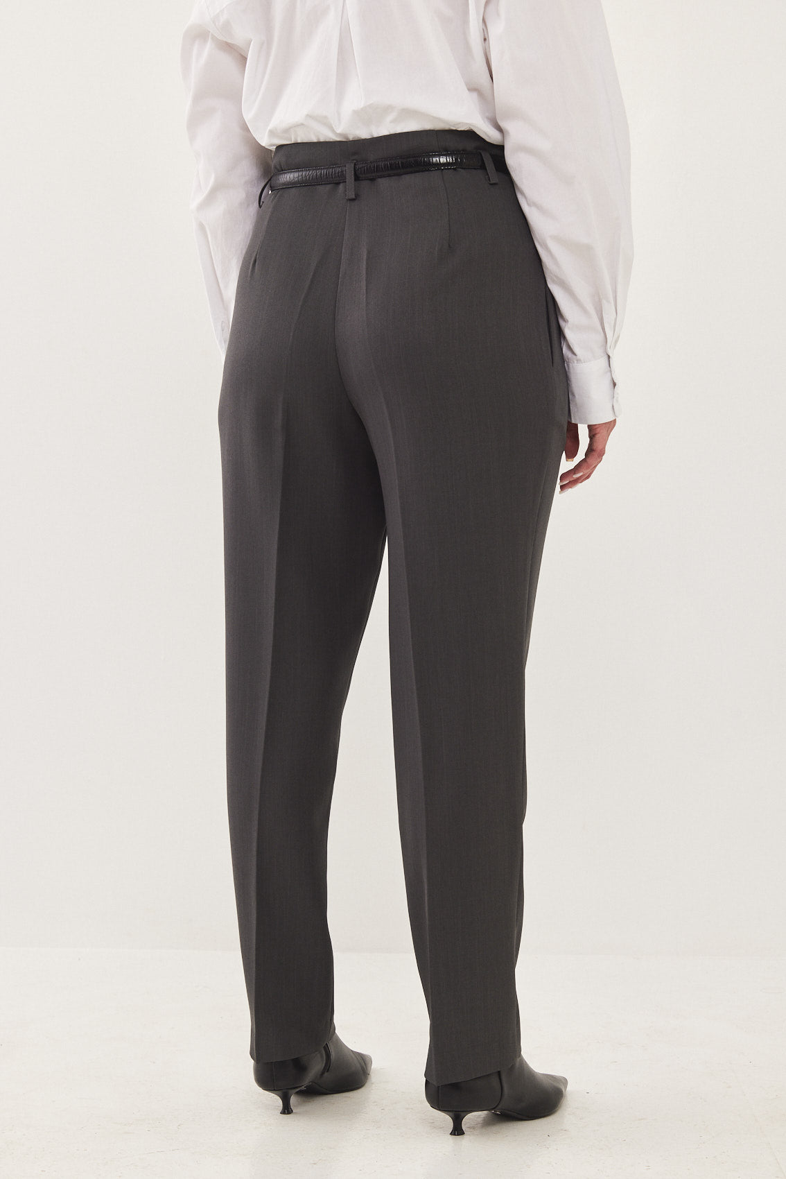Tapered Pleat Daddy Pants - Dé Rococo