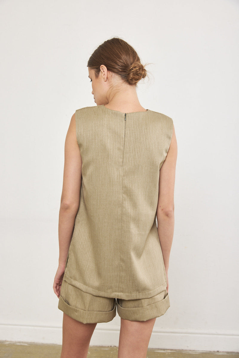Sleeveless Daddy Top
