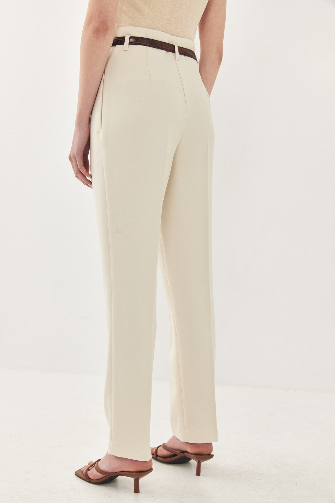 Tapered Pleat Daddy Pants - Dé Rococo
