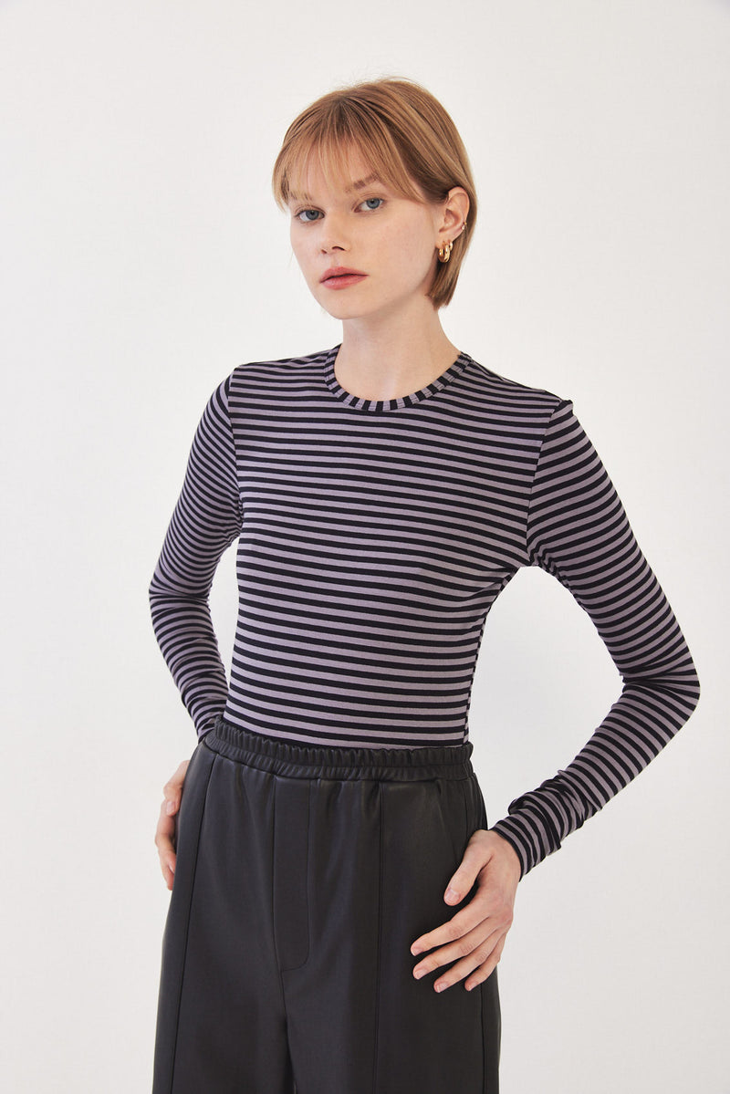 Fitted Striped Long Sleeve Shirt