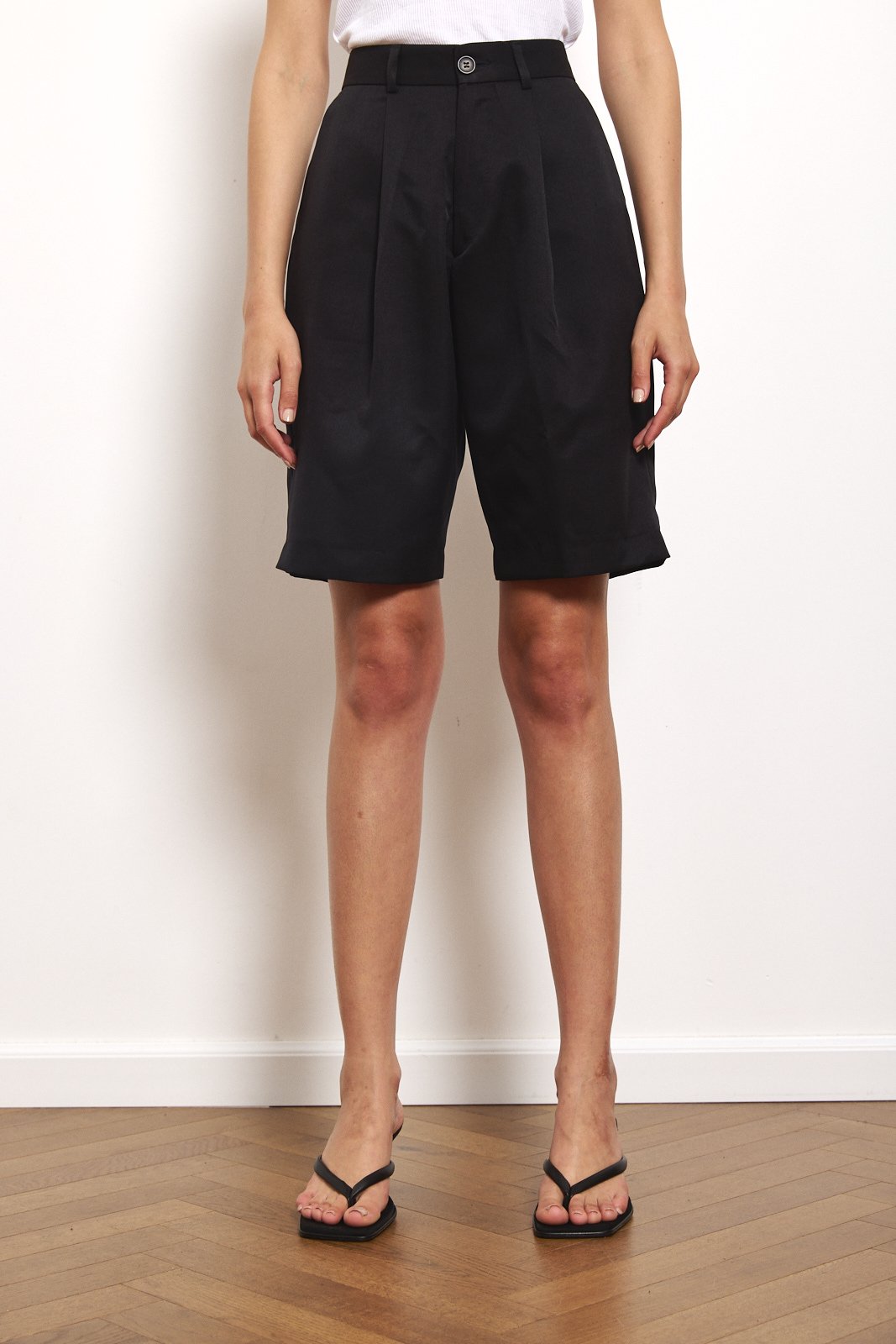 Bermuda Daddy Shorts In Black