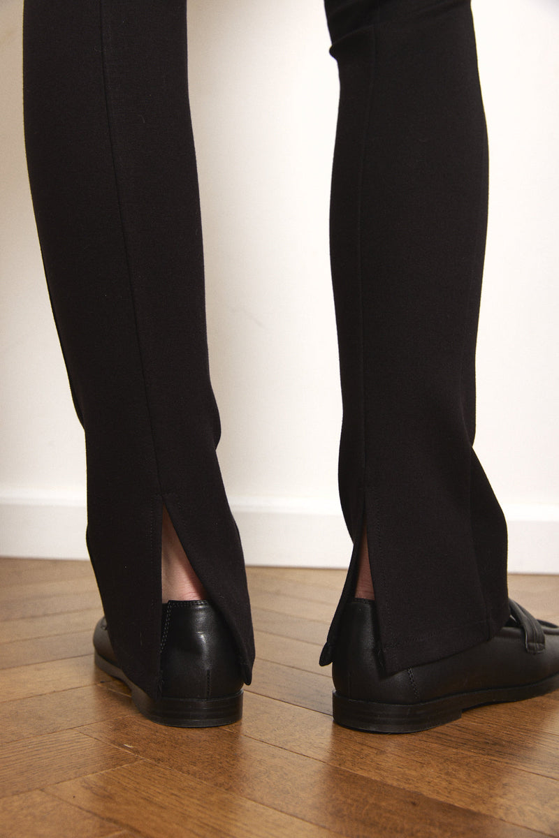 Back Slit Leggings